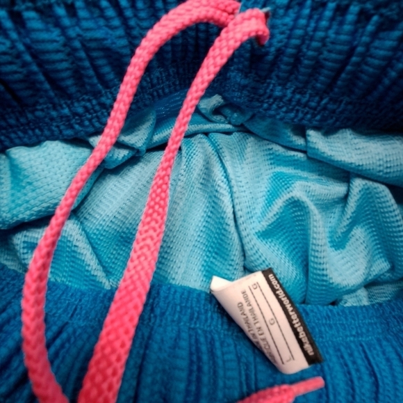 Vintage Nike LeBron James Witness Dri Fit Youth Basketball Shorts    Size L - Picture 10 of 12